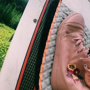 BANGS shoes high tops